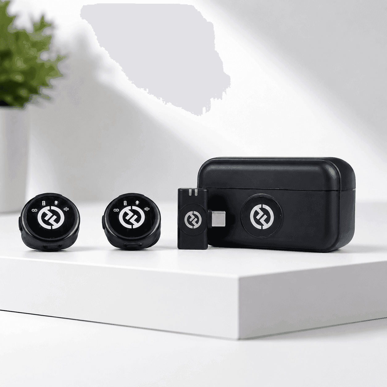 Hollyland Lark M2 Wireless Microphone - Inspired 2